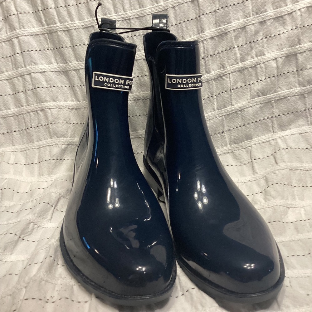 London Fog Navy Blue Glossy Chelsea Rain Boots Ankle Waterproof Womens 8